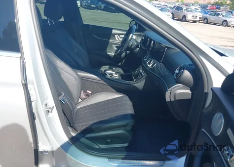 2019 Mercedes-Benz E 300 4Matic из США, поврежденный, VIN WDDZF4KB9KA550117